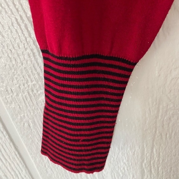 One A red long sleeve extra large blouse - Picture 4 of 5